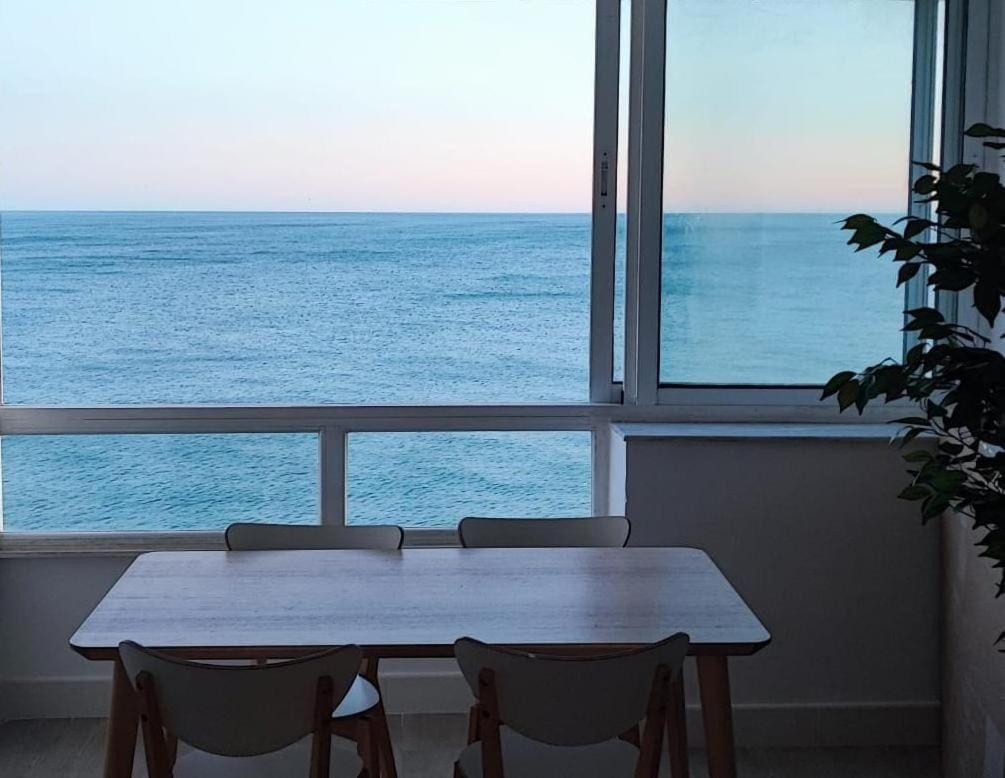 Primera Linea De Playa Benalmadena La Perla Playa Paraiso Ngoại thất bức ảnh